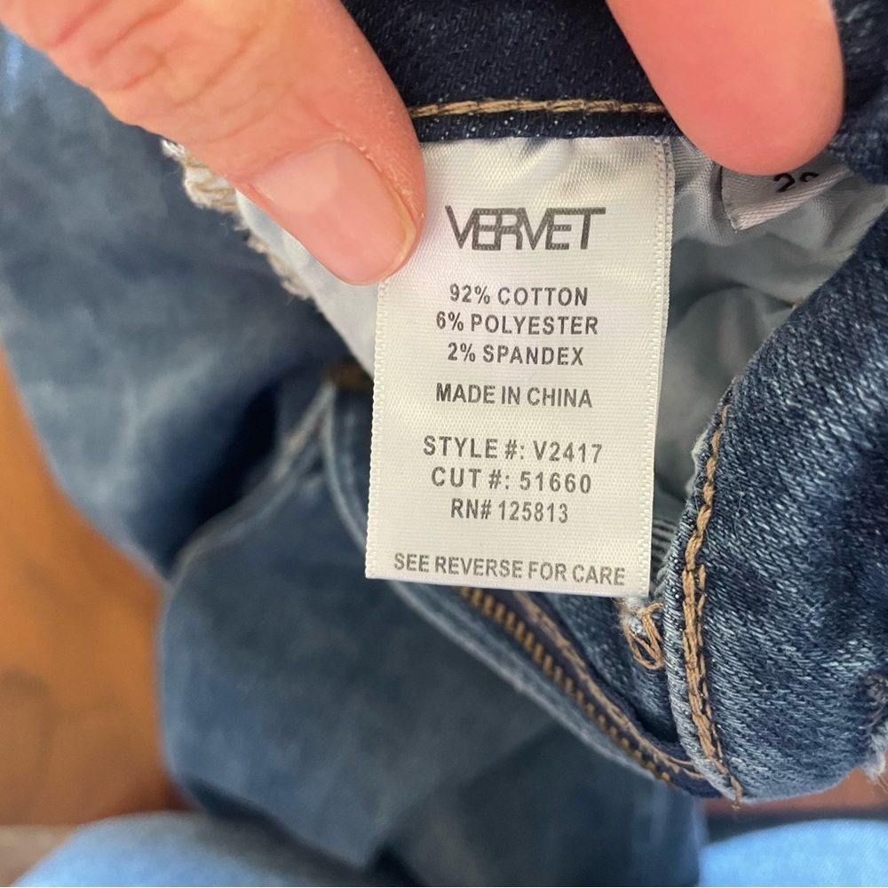 Vervet High Rise Distressed Jeans - Picture 12 of 16